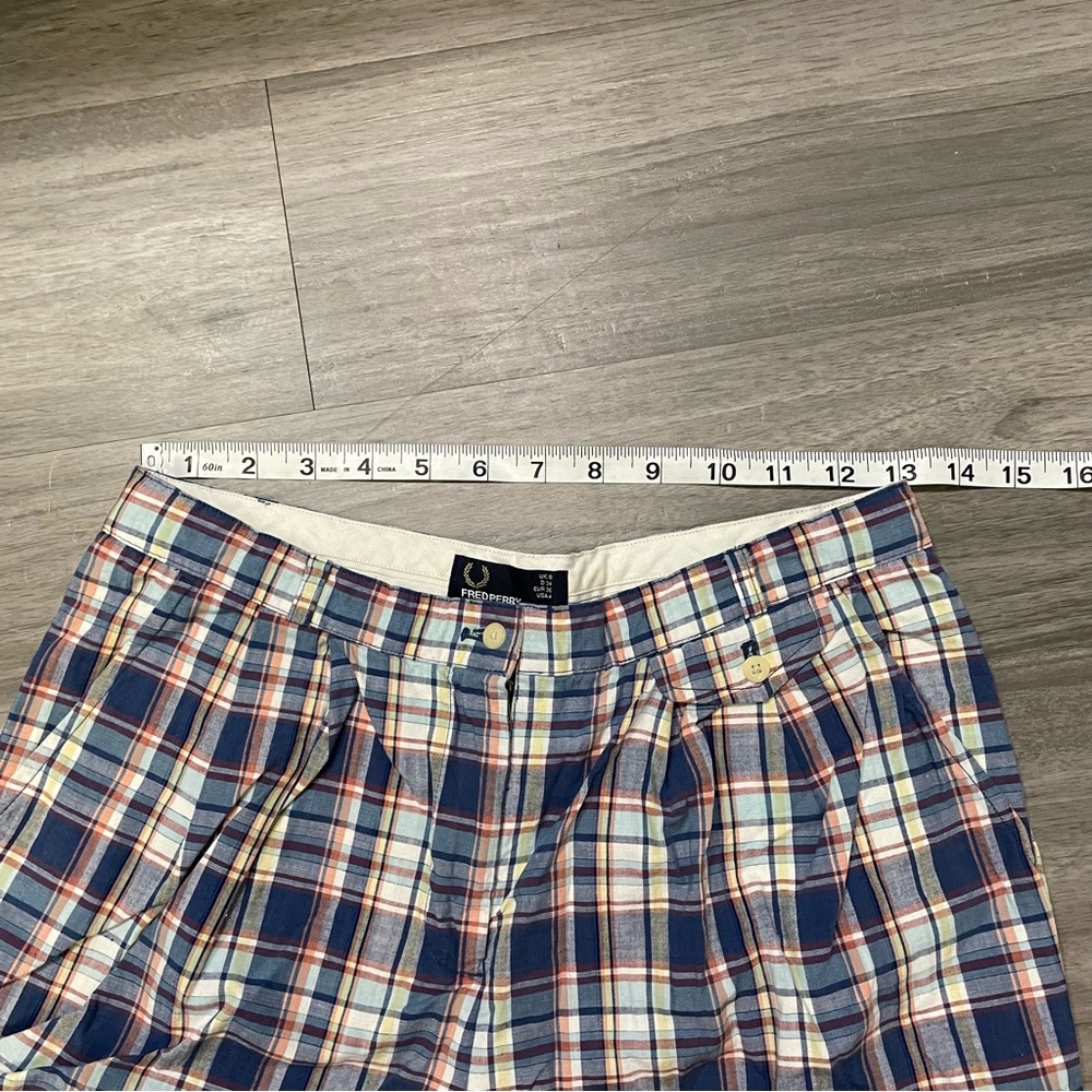 Fred Perry Shorts - Picture 6 of 7